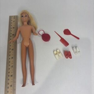 1967 Skipper Twist & Turn Barbie Little Sister Bendable Legs Blonde Korea/Acceso